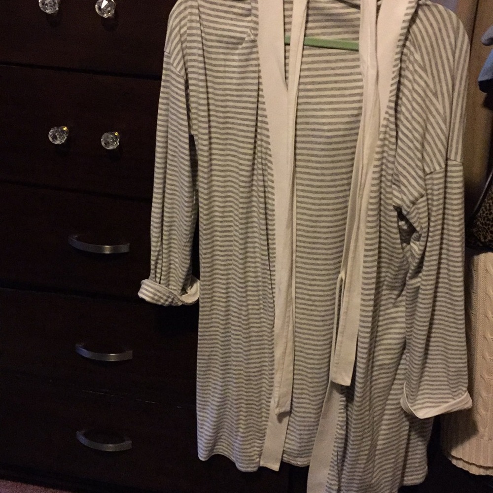 Nice robe